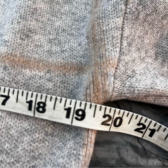 Max Studio 2-Ply Cashmere Sweater Cardigan Jacket Gray Peach Pockets Luxury S - Picture 7 of 8